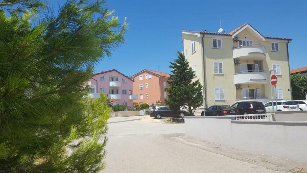 Zagi Apartment Povljana Bagian luar foto
